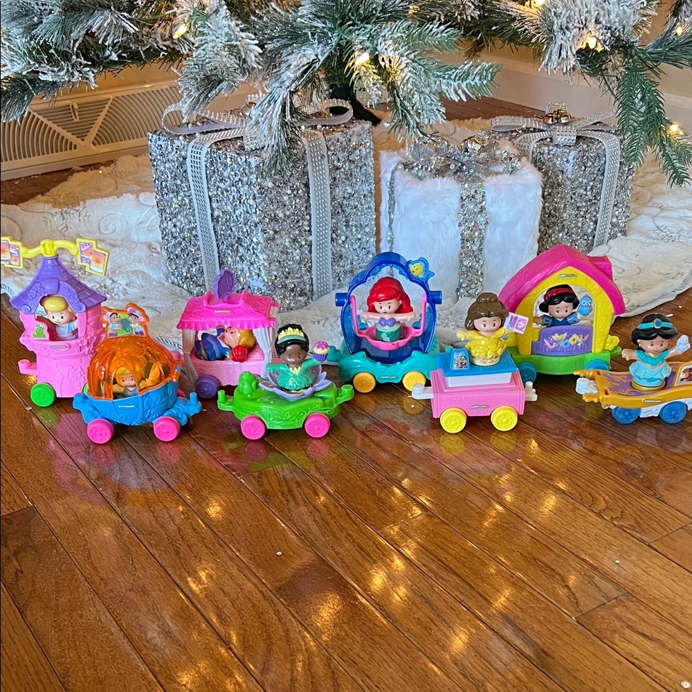 Vibrant Doll Train Set with Accessories